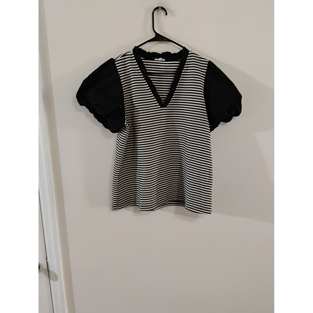 JODIFL Black White Striped Puff Sleeve V-Neck Ruffle Collar Top Medium